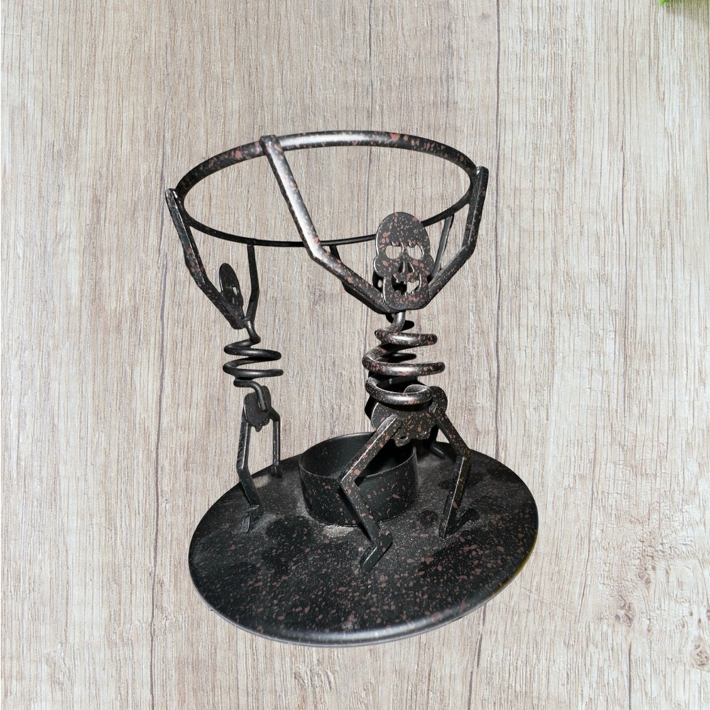 PartyLite Mr. Bones HALLOWEEN Aroma Melts Wax Warmer Retired P8603 Black Metal. - Picture 11 of 16